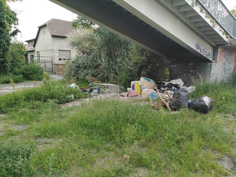 Illegális hulladék a budapesti XV. kerületben